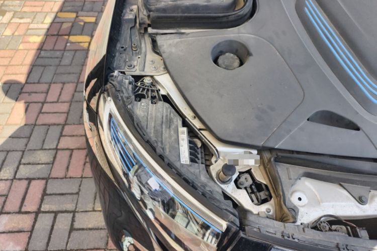 Used Mercedes-Benz EQC 2022 Facelift EQC 400 4MATIC Engine Bay Right