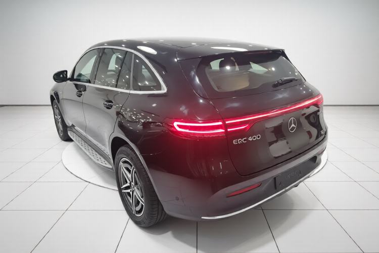 Used Mercedes-Benz EQC 2022 EQC 400 4MATIC Exterior 2