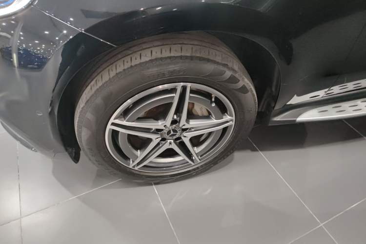 Used Mercedes-Benz EQC 2022 EQC 400 4MATIC Exterior 4