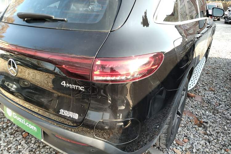 Used Mercedes-Benz EQC 2022 EQC 400 4MATIC Exterior 6