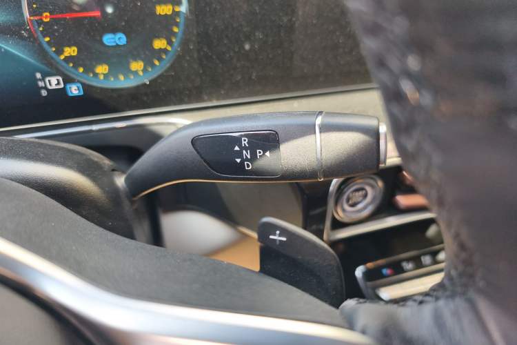 Used Mercedes-Benz EQC 2022 Facelift EQC 400 4MATIC Gear Lever