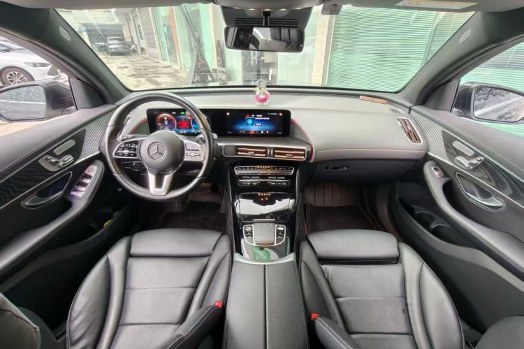 Used Mercedes-Benz EQC 2022 EQC 400 4MATIC Interior 1
