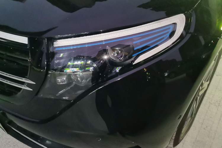 Used Mercedes-Benz EQC 2022 Facelift EQC 400 4MATIC Left Front Headlight
