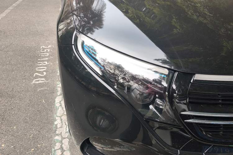 Used Mercedes-Benz EQC 2022 EQC 400 4MATIC Right Front Headlight