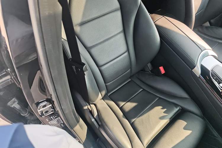 Used Mercedes-Benz EQC 2022 EQC 400 4MATIC Right Front Seat