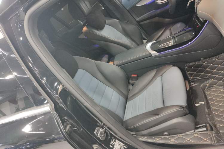 Used Mercedes-Benz EQC 2022 EQC 350 4MATIC Right Front Seat
