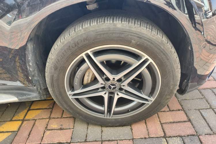 Used Mercedes-Benz EQC 2022 Facelift EQC 400 4MATIC Right Front Wheel Hub