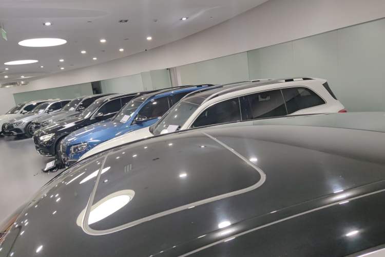 Used Mercedes-Benz EQC 2022 EQC 400 4MATIC Roof