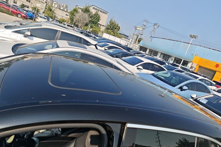 Used Mercedes-Benz EQC 2022 EQC 400 4MATIC Roof