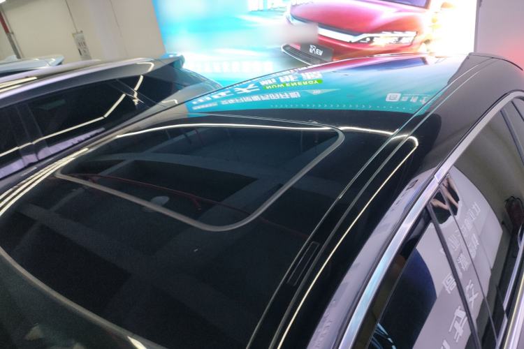 Used Mercedes-Benz EQC 2022-Year Restyled EQC 350 4MATIC Roof
