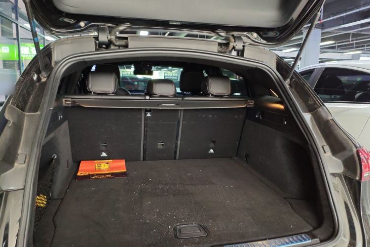 Used Mercedes-Benz EQC 2022 EQC 350 4MATIC Trunk