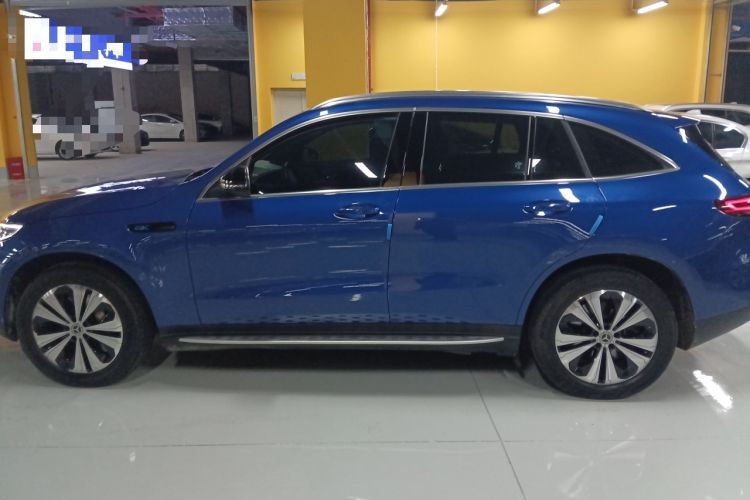 Used Mercedes-Benz EQC 2022-Year Restyled EQC 350 4MATIC Exterior 3