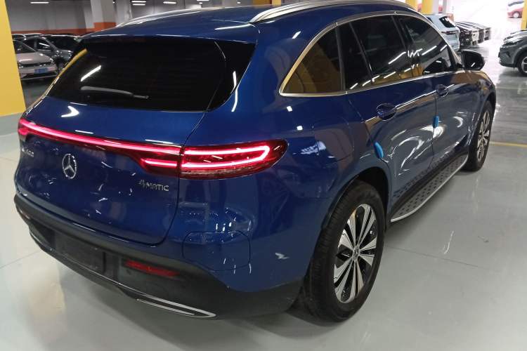 Used Mercedes-Benz EQC 2022-Year Restyled EQC 350 4MATIC Exterior 5
