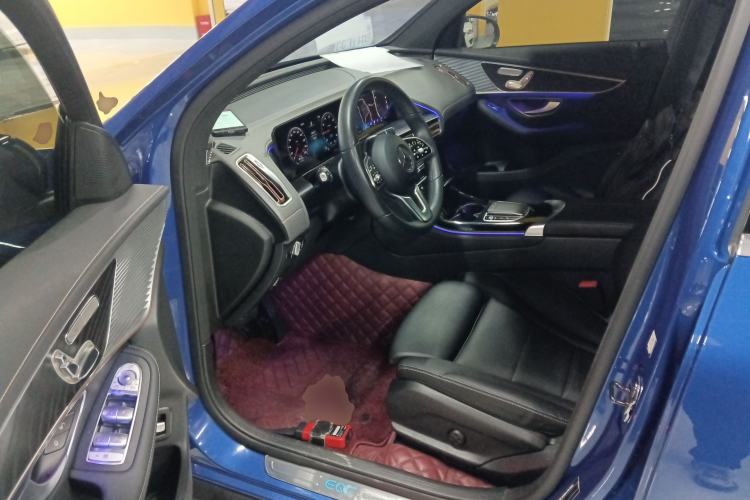 Used Mercedes-Benz EQC 2022-Year Restyled EQC 350 4MATIC Interior 3