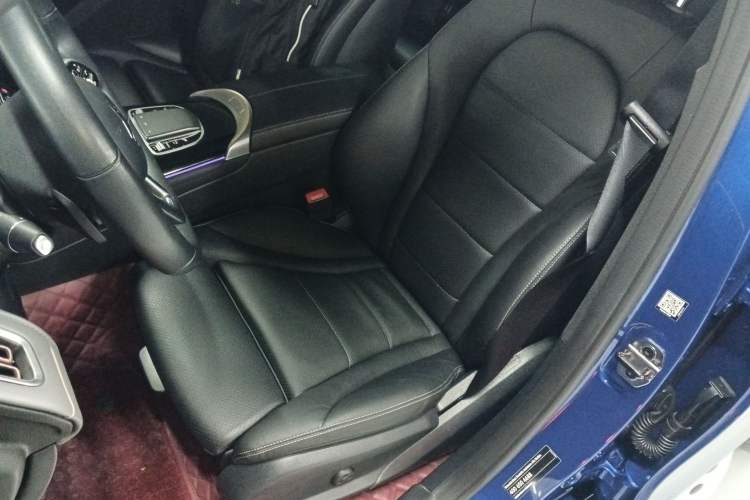 Used Mercedes-Benz EQC 2022-Year Restyled EQC 350 4MATIC Left Front Seat