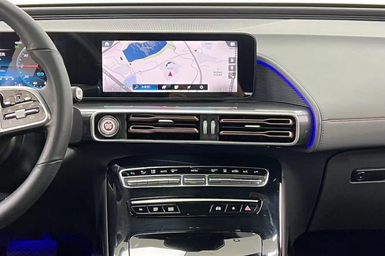 Used Mercedes-Benz EQC 2022 Facelift EQC 400 4MATIC Audio And AC Panel