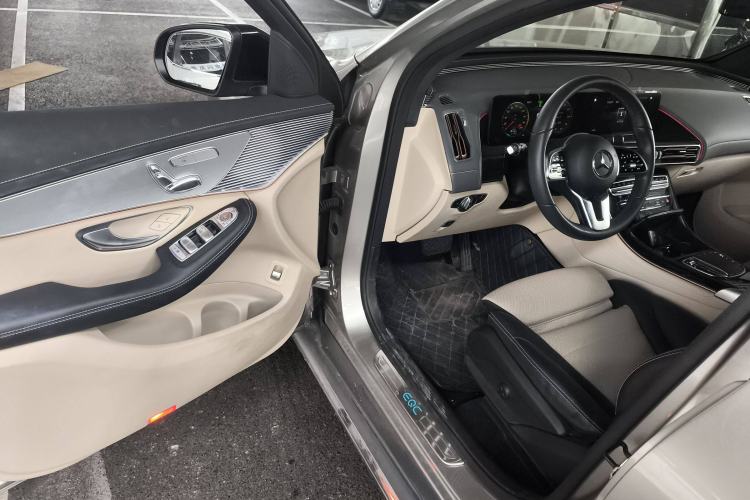 Used Mercedes-Benz EQC 2022-Year Restyled EQC 350 4MATIC Driver Seat