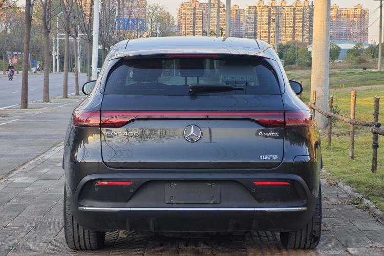 Used Mercedes-Benz EQC 2022 Facelift EQC 400 4MATIC Exterior 4