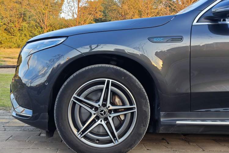 Used Mercedes-Benz EQC 2022 Facelift EQC 400 4MATIC Exterior 5