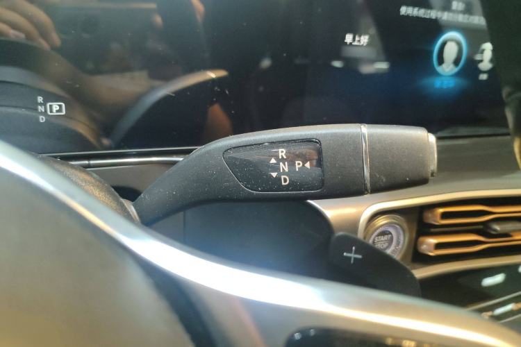 Used Mercedes-Benz EQC 2022-Year Restyled EQC 350 4MATIC Gear Lever