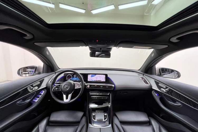 Used Mercedes-Benz EQC 2022 Facelift EQC 400 4MATIC Headliner