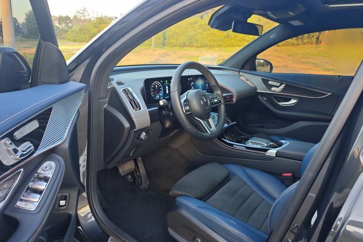 Used Mercedes-Benz EQC 2022 Facelift EQC 400 4MATIC Interior 1
