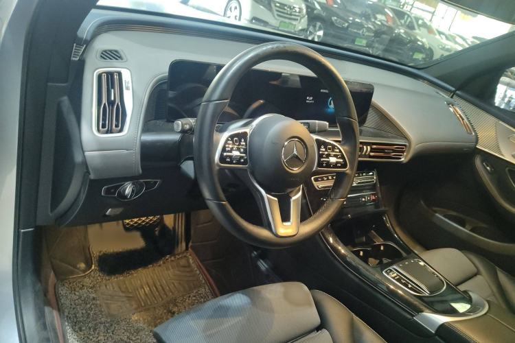 Used Mercedes-Benz EQC 2022-Year Restyled EQC 350 4MATIC Interior 1