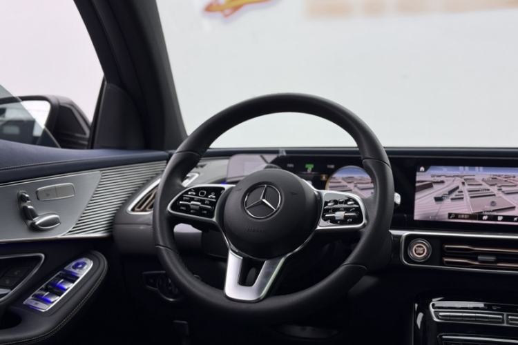 Used Mercedes-Benz EQC 2022 EQC 350 4MATIC Special Edition Interior 4