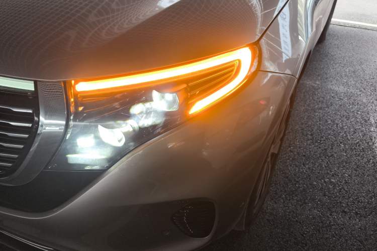 Used Mercedes-Benz EQC 2022-Year Restyled EQC 350 4MATIC Left Front Headlight