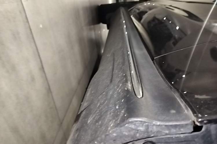 Used Mercedes-Benz EQC 2022 EQC 350 4MATIC Right Side Sill