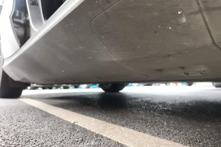Used Mercedes-Benz EQC 2022-Year Restyled EQC 350 4MATIC Right Side Sill