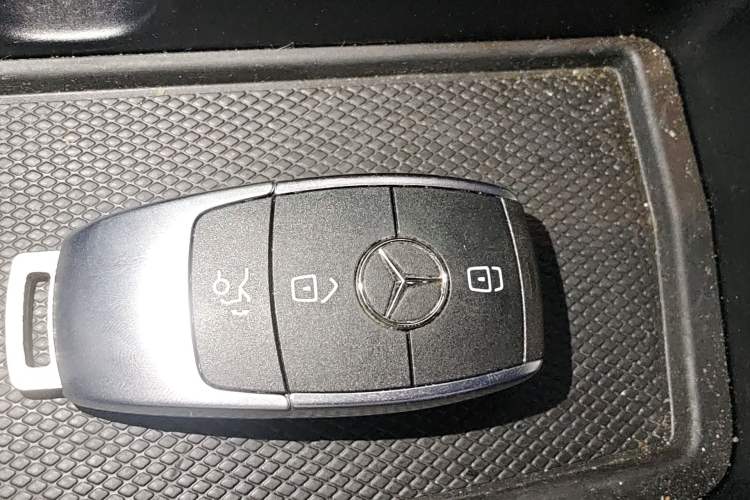 Used Mercedes-Benz EQC 2022-Year Restyled EQC 350 4MATIC Vehicle Key