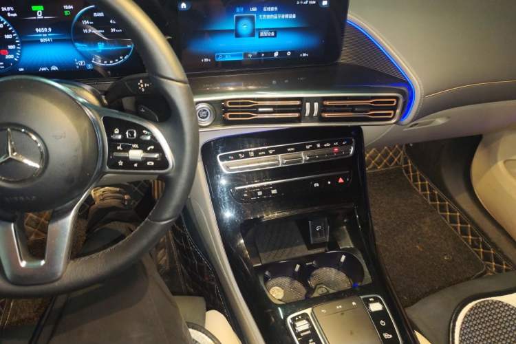 Used Mercedes-Benz EQC 2022 Facelift EQC 400 4MATIC Audio And AC Panel