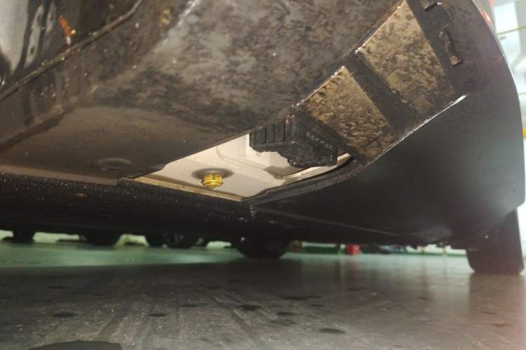 Used Mercedes-Benz EQC 2022 Facelift EQC 400 4MATIC Chassis Front Left