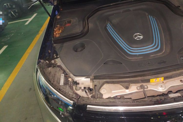 Used Mercedes-Benz EQC 2022 Facelift EQC 400 4MATIC Engine Bay Right