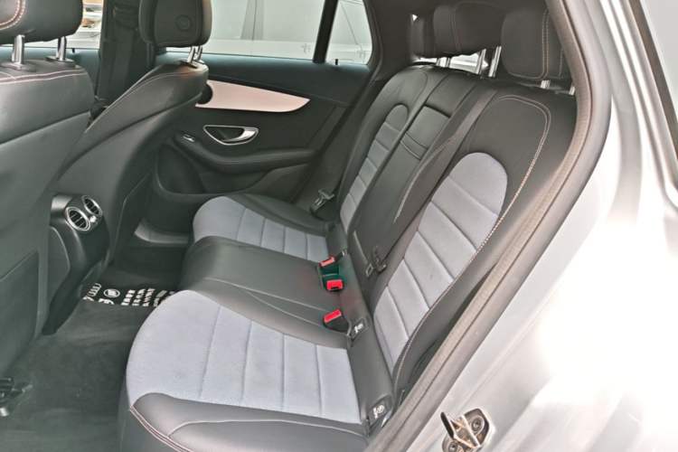 Used Mercedes-Benz EQC 2022-Year Restyled EQC 350 4MATIC Left Rear Seat