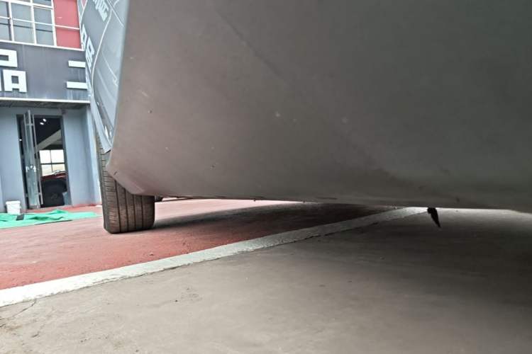 Used Mercedes-Benz EQC 2022-Year Restyled EQC 350 4MATIC Left Side Sill
