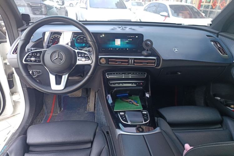 Used Mercedes-Benz EQC 2022 EQC 400 4MATIC Center Console