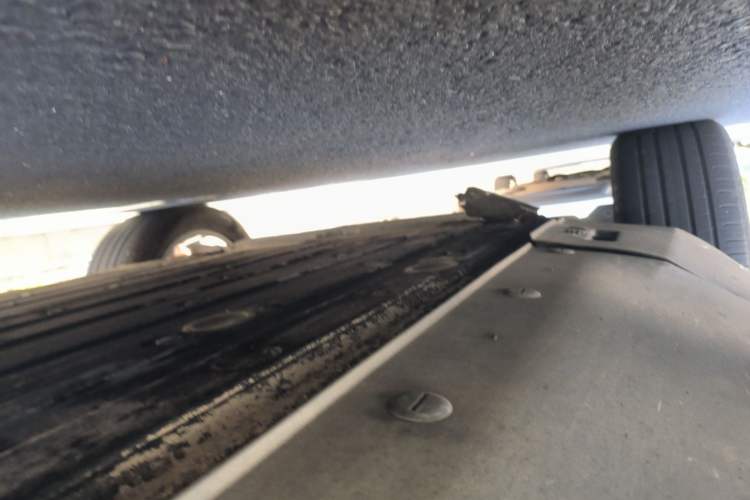 Used Mercedes-Benz EQC 2022 EQC 400 4MATIC Chassis Front Left