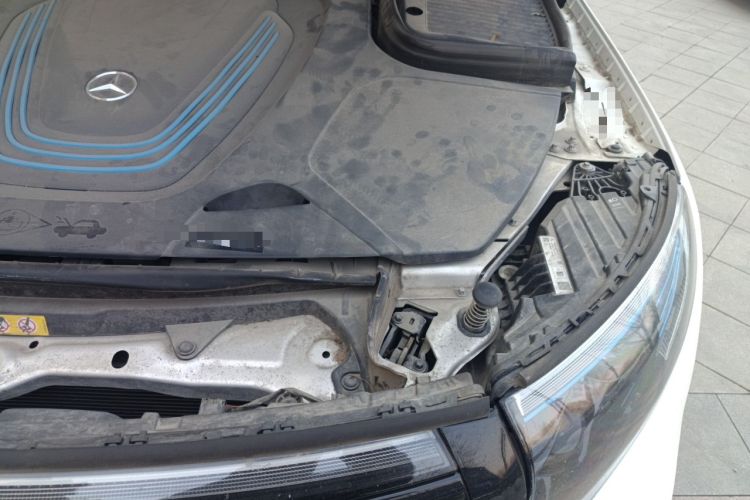 Used Mercedes-Benz EQC 2022 EQC 400 4MATIC Engine Bay Left