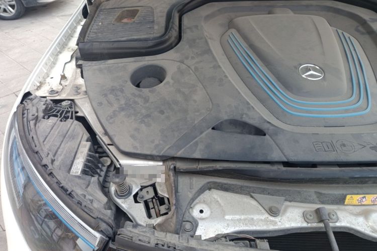 Used Mercedes-Benz EQC 2022 EQC 400 4MATIC Engine Bay Right