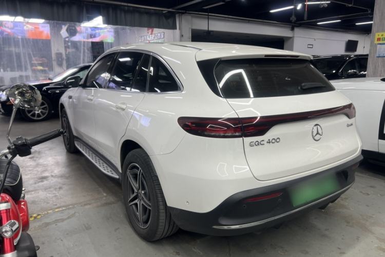 Used Mercedes-Benz EQC 2022 Facelift EQC 400 4MATIC Exterior 3