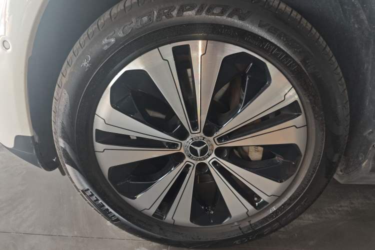 Used Mercedes-Benz EQC 2022 EQC 350 4MATIC Special Edition Exterior 4