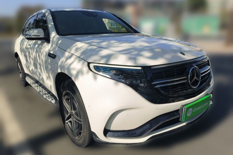 Used Mercedes-Benz EQC 2022 EQC 400 4MATIC Front Right 45 Deg