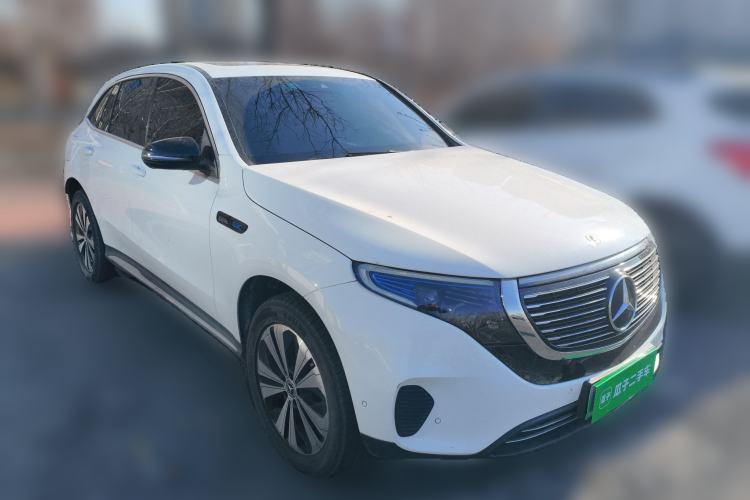 Used Mercedes-Benz EQC 2022 EQC 350 4MATIC Front Right 45 Deg