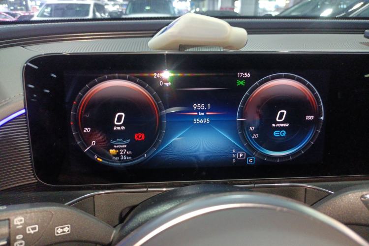 Used Mercedes-Benz EQC 2022 Facelift EQC 400 4MATIC Instrument Cluster