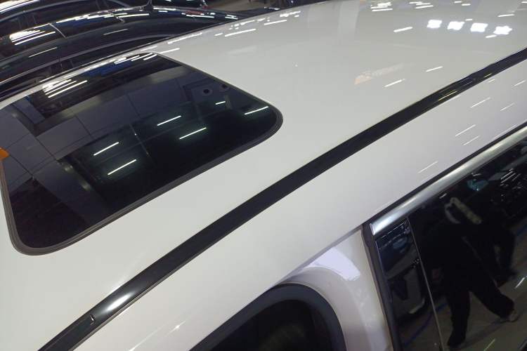 Used Mercedes-Benz EQC 2022 Facelift EQC 400 4MATIC Roof