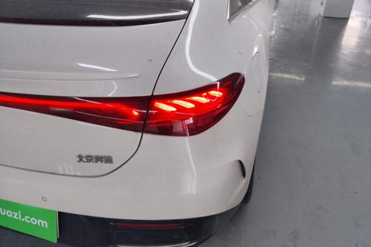 Used Mercedes-Benz EQE 2022 350 Luxury Edition Exterior 6