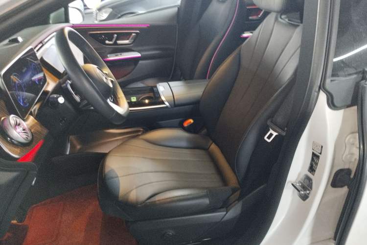 Used Mercedes-Benz EQE 2022 350 Luxury Edition Left Front Seat