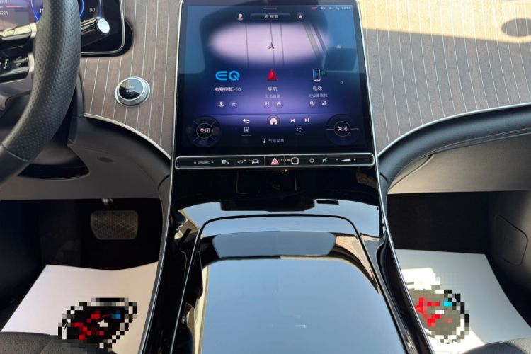Used Mercedes-Benz EQE 2022 350 Luxury Edition Audio And AC Panel